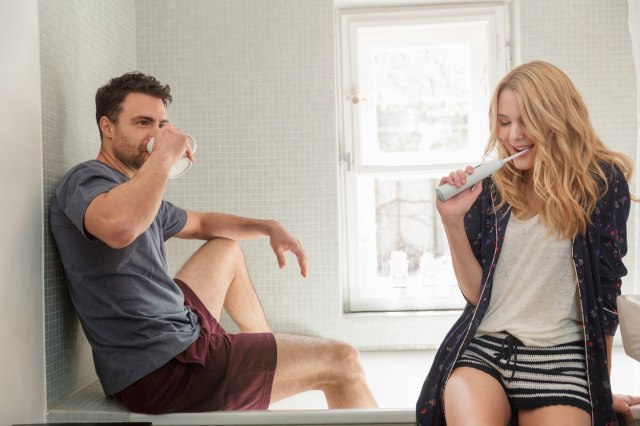 Da li se zubi peru pre ili posle kafe?